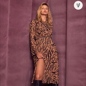 Lulus on the Prowl Black and Brown Tiger Print